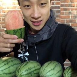 东北名媛吃瓜视频,揭秘幕后生活点滴