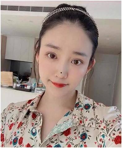 带你吃瓜校花,揭秘带你吃瓜校花的魅力人生